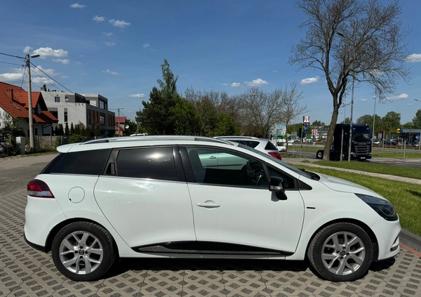 Renault Clio cena 35000 przebieg: 45402, rok produkcji 2018 z Kielce małe 67